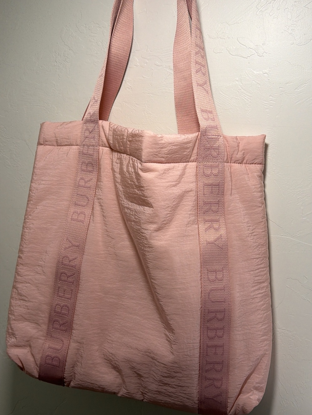 New,unused & Authentic large Burberry BeautyBlush puffer Tote with Branded Strap